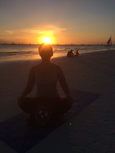 Sunset yoga - that's how sport's fun!